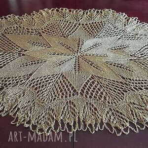 owalny obrus na drutach w kolorze starego złota, bieżnik, podkładka stół