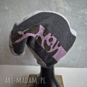czapka damska patchworkowa uniwersalna i miła, dobra na codzienne noszenie, wykonana