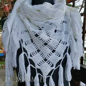 biała chusta z frędzlami, ślub komunia szal