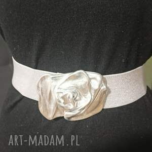 pasek z klamrą ze skóry, unikalny prezent dla niej