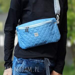 niebieska wakacyjna saszetka, nerka midi lato, prezent, biodrówka