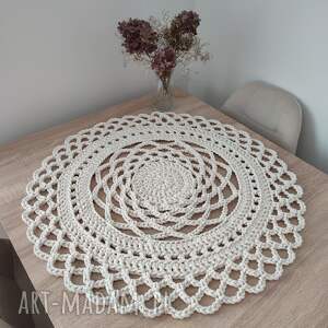 serweta szydełkowa dekoracyjna ze sznurka bawełnianego 70cm