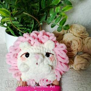 jeżyk na szydełku, szydełkowy jeż, maskotka, zawieszka, jeż