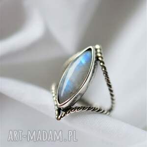 srebrny pierścień z kamieniem księżycowym, boho, boho biżuteria