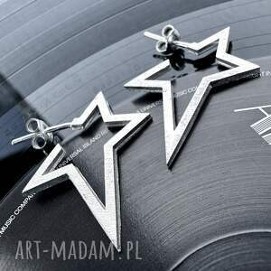 srebrne kolczyki wkrętki gwiazdki rockstar light, wersja większa biżuteria