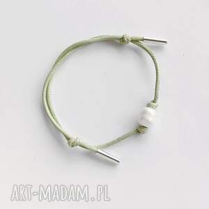 Okrąg bransoletka handmade z perłą słodkowodną i srebrem 925