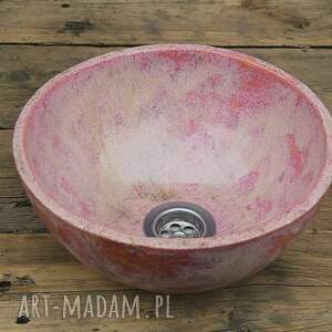 różowa umywalka ceramiczna gliny