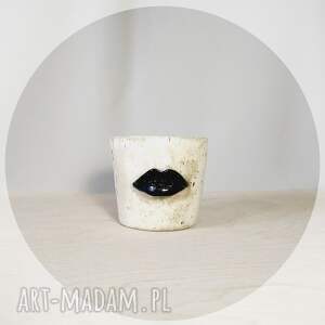 handmade kubki honorata - kubeczek czarne usteczka - pojemność 210 ml