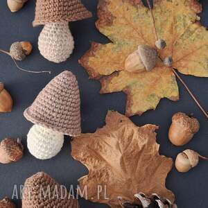 dekoracje zestaw trzech szydełkowych grzybków - brązowa jesień w wersji handmade