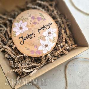 dekoracje podkładka pod kubek jesteś piękna w różu rustykalna, drewno