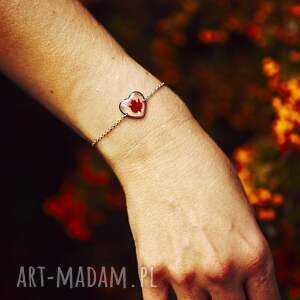 jesienna bransoletka z liściem klonu bransoletki damskie, rękodzieło biżuteria