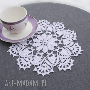 biała serwetka na wielkanoc do koszyczka 23cm ażurowe dekoracje