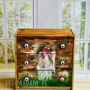 artystyczna komoda z motywem anioła - rustykalny klimat, do salonu lub sypialni