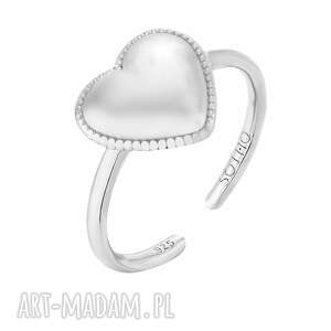 srebrny pierścionek z sercem, serduszkiem, regulowany, ozdobny, serduszko