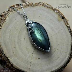 wisiorek z zielonym labradorytem, wire wrapping, stal chirurgiczna