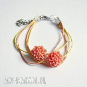 bransoletka - dalia sznureczki, żółta, sznurkowa kwiaty niej