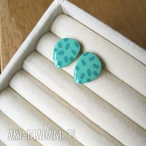 bytasha kolczyki sztyfty drewniane kolorowe turkusowe zielone we wzór