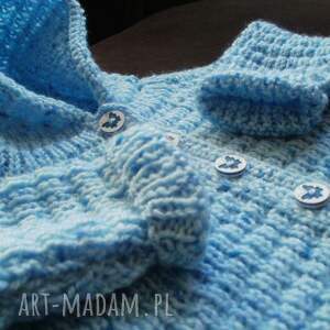 sweterek niebieski kapturek, rękodzieło, niemowlę, włóczka