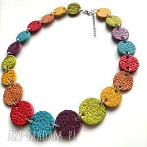 Tęczowy naszyjnik z naturalnej skóry i stali chirurgicznej