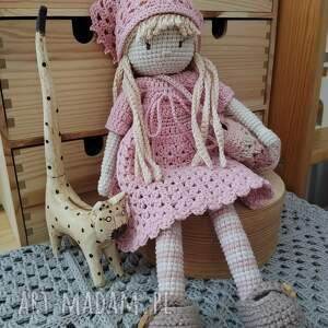 Szydełkowa lalka jasnoróżowa dla dziewczynki - ok. 30 cm, handmade