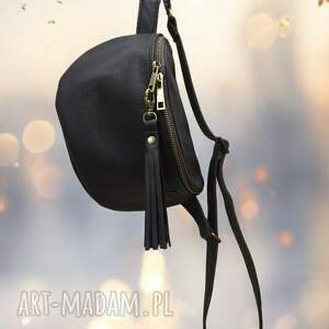 Duża brązowa nerka damska U POLKA, skóra naturalna z frędzlami