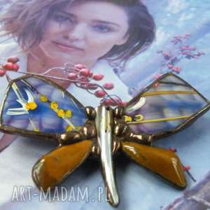 broszka motyl malowany błękitno - miedziany kamieniem, pomysł