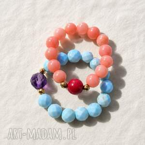 Letni zestaw pierścionków z różowego koralu i turkusów - elastyczne handmade