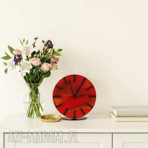 czerwony zegar z żywicy epoksydowej 20 cm - ręcznie robiony, złotym połyskiem