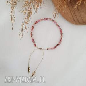 pudrowo różowa bransoletka z rodonitem, pomysł na prezent, biżuteria