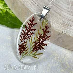 Jesienny wisiorek z listkami w żywicy z1904, owalny