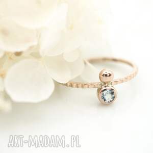 pierścionek złota rosa zaręczyny romantyczny delikatny, różowe