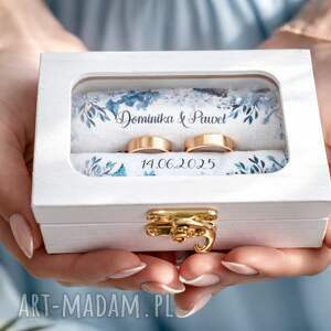 Białe pudełko na obrączki z okienkiem personalizowane, dąb, 12x8 cm