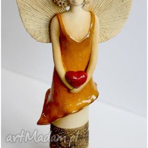 handmade ceramika anioł złoty z sercem