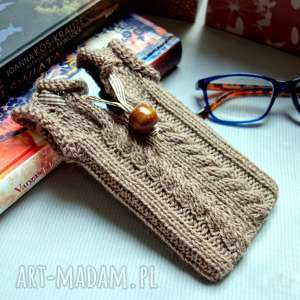 sweterek na smartfona, etui, pokorowiec, wełniany, prezent