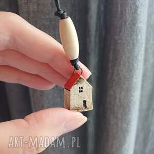 zawieszka brelok - domek ceramiczny z czerwonym dachem 1 dekoracja, prezent