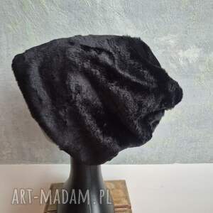 futrzana czapka czarna krótki włos sztuczne futro na podszewce, rozmiar