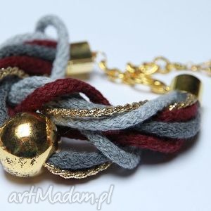 szaro - bordowo złota bransoletka ze sznurków bawełnianych serduszko, kula