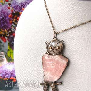 naszyjnik sowa z kwarcem różowym, wisiorek kamieni, amulet