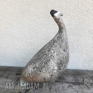 handmade ceramika perliczka albo pantarka ceramiczny ptak mniej więcej naturalnej