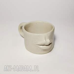 kubek z ustami ceramika artystyczna rzeźba użytkowa, wystrój wnętrz, kuchnia
