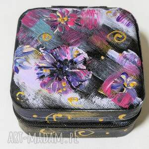szkatułka na biżuterię, kwiatowy wzór, rękodzieło