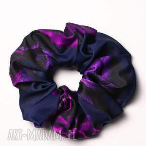 gumka scrunchie - magic rose włosów
