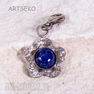 handmade wisiorki stokrotka z lapis lazuli charms b342