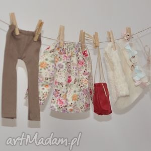 handmade ubranka dla lalek - wiosenna łączka
