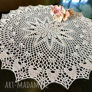 różowa serwetka 45 cm, podkładka obrus rękodzieło