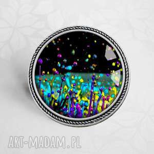 kosmiczna łąka - unikatowa broszka ze szkłem artystycznym nowoczesna, przypinka