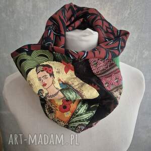 Komin miękki patchworkowy z Fridą Kahlo - kolorowy i uniwersalny dla kobiet - art-Madam.pl