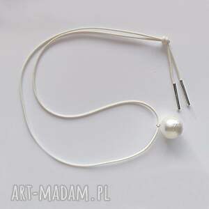okrąg wisiorek, srebro, sznurek, koralik