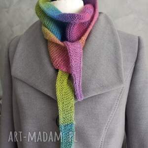 welniany szaliczek bakus ręcznie robiony na drutach, szalik kolorowy, maly
