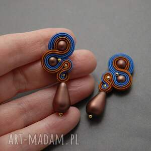 cynamonowo kobaltowe kolczyki sutasz, sznurek, eleganckie, wieczorowe